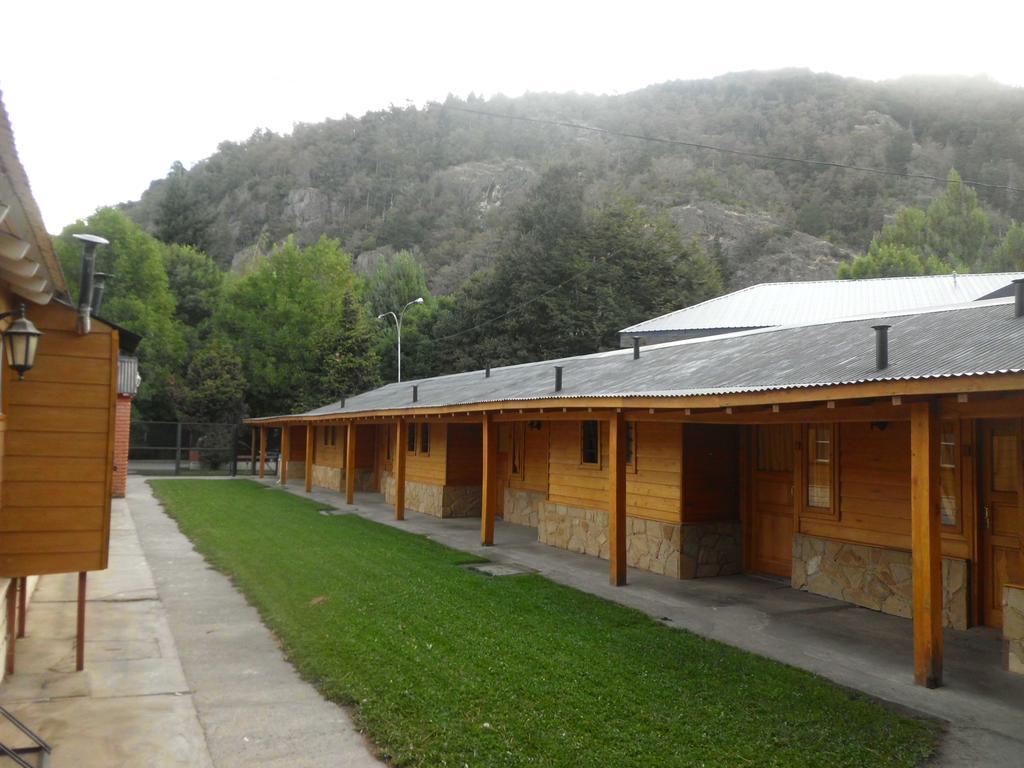 Rukalhue Hostel San Martin de los Andes Exterior photo